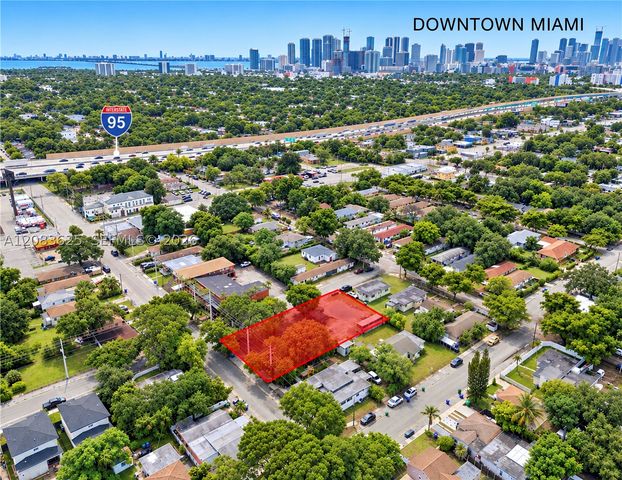 5220 NW 7th Ct, Miami, FL 33127
