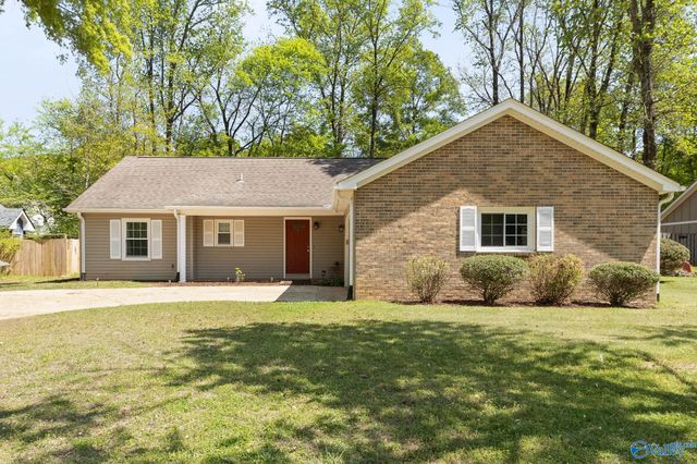 12031 Runningmeade Trail SE, Huntsville, AL 35803