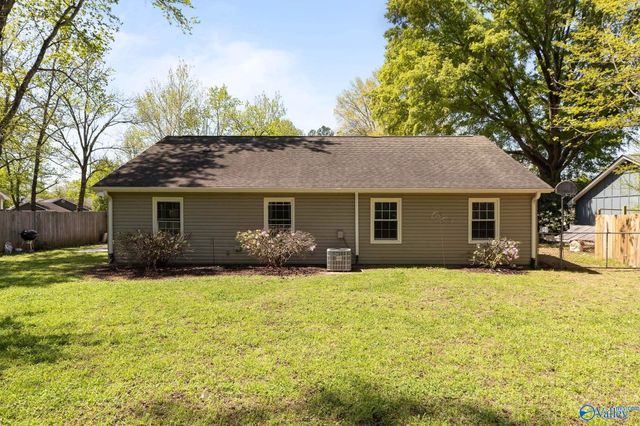 12031 Runningmeade Trail SE, Huntsville, AL 35803