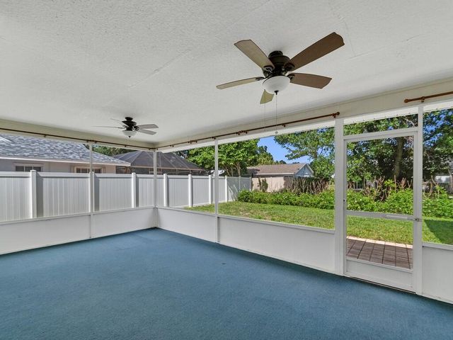 1246 N 41st Avenue, Vero Beach, FL 32960