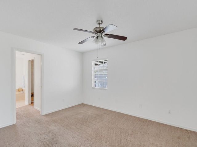 1246 N 41st Avenue, Vero Beach, FL 32960