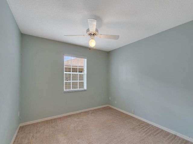 1246 N 41st Avenue, Vero Beach, FL 32960