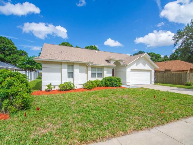 1246 N 41st Avenue, Vero Beach, FL 32960