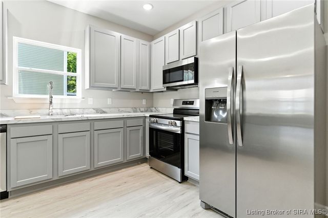 120 Village Lane, Marysville, IN 47141