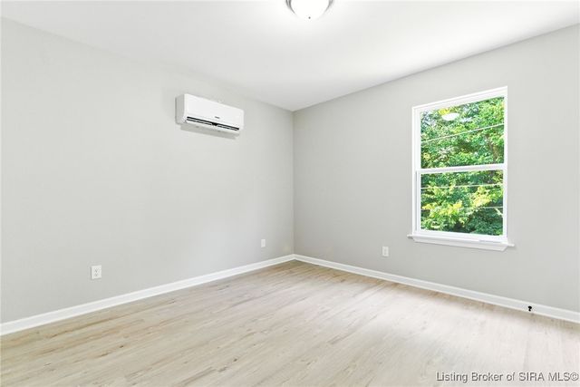 120 Village Lane, Marysville, IN 47141