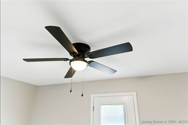 120 Village Lane, Marysville, IN 47141