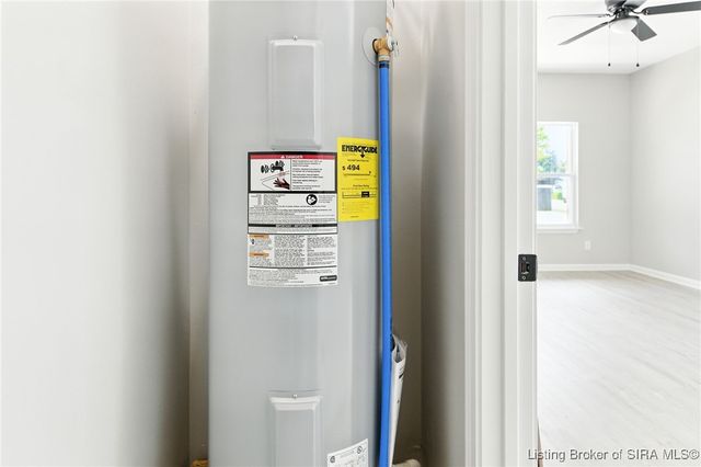 120 Village Lane, Marysville, IN 47141