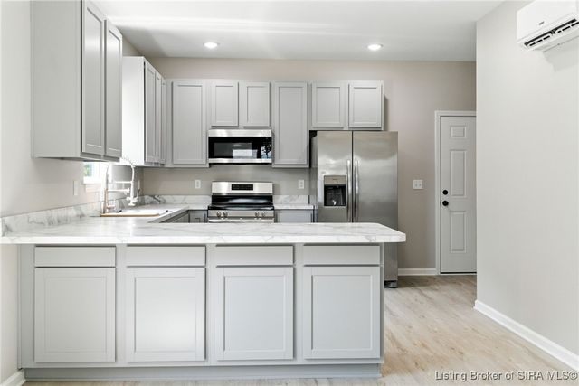 120 Village Lane, Marysville, IN 47141