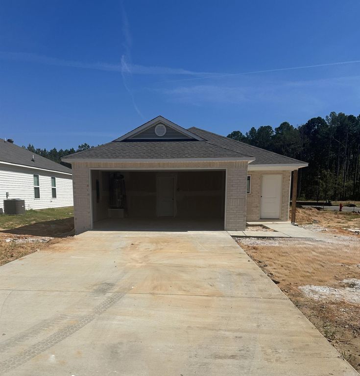 8105 Chesapeake Trail, Bauxite, AR 72011