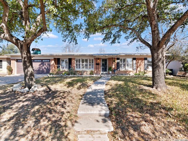 215 Millwood Lane, San Antonio, TX 78216