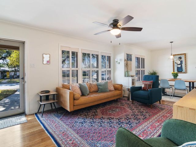215 Millwood Lane, San Antonio, TX 78216