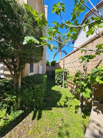 5965 Lost Horse, Fontana, CA 92336