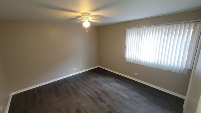 9600 S KOMENSKY Avenue 3W, Oak Lawn, IL 60453