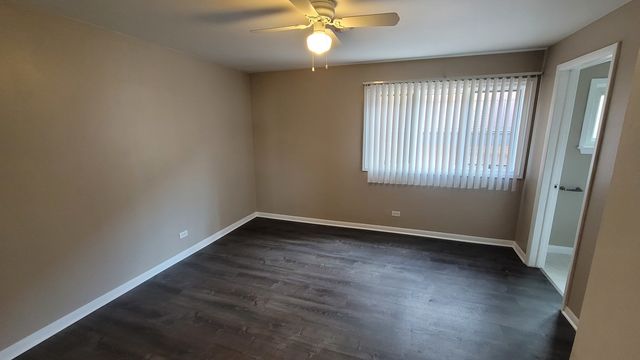 9600 S KOMENSKY Avenue 3W, Oak Lawn, IL 60453