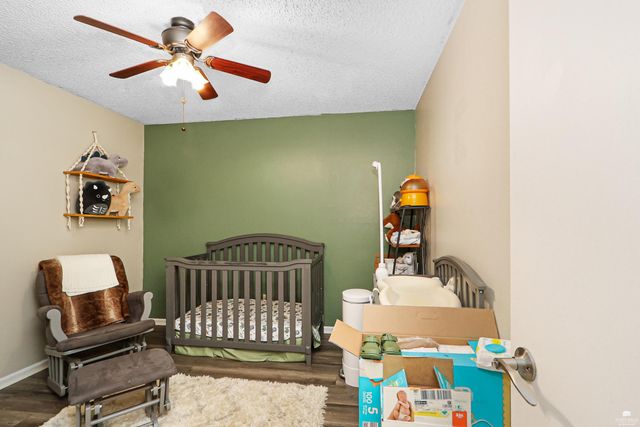 417 Warner Park Rd, Manhattan, KS 66503
