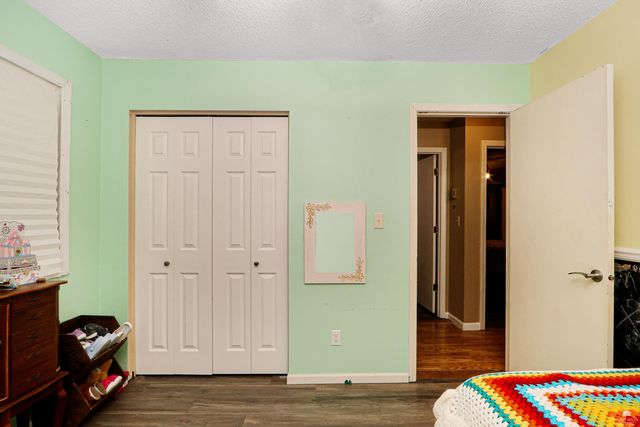 417 Warner Park Rd, Manhattan, KS 66503