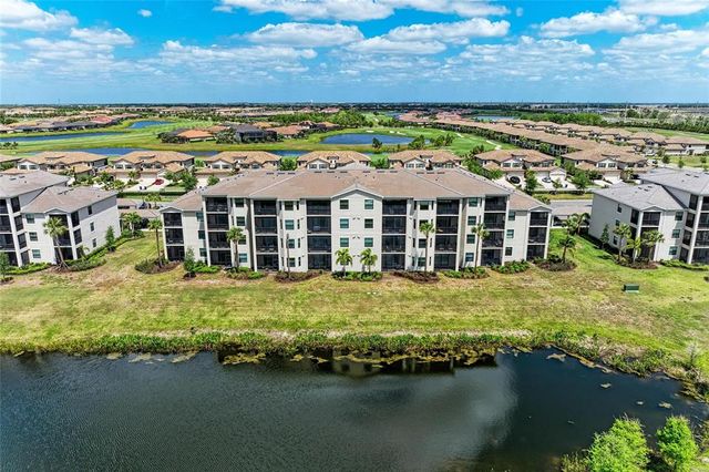 18028 GAWTHROP DRIVE 203, Bradenton, FL 34211