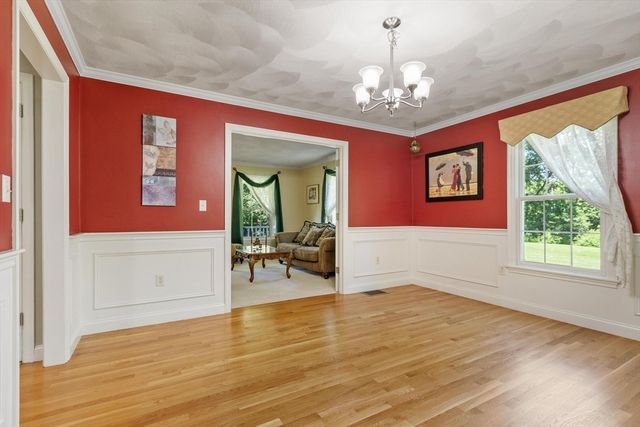 5 Laury Lane, Littleton, MA 01460