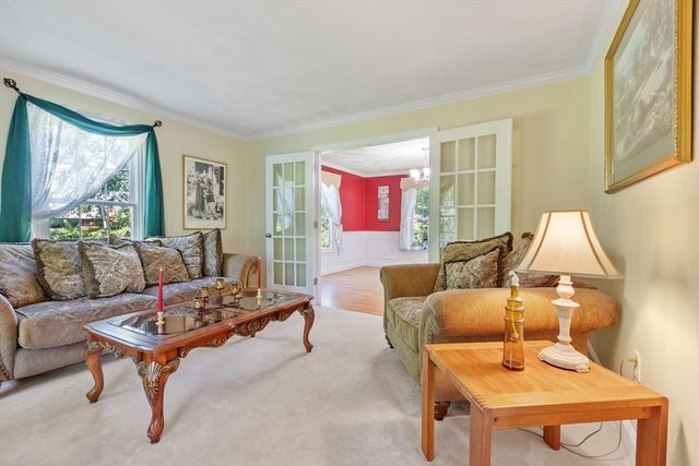 5 Laury Lane, Littleton, MA 01460