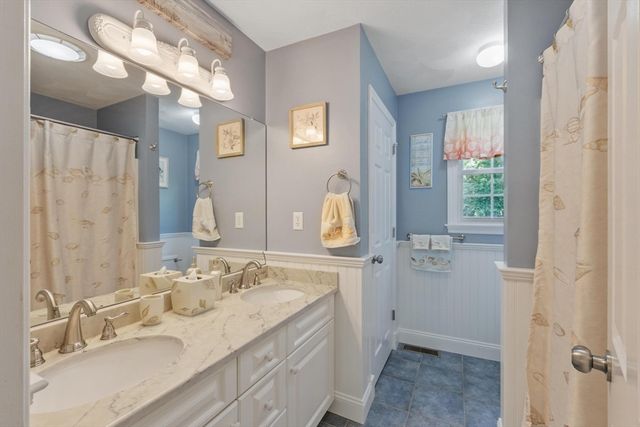 5 Laury Lane, Littleton, MA 01460