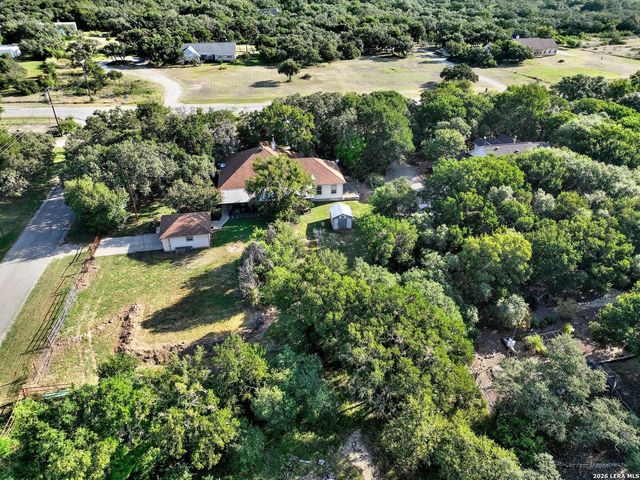 473 County Road 375, San Antonio, TX 78253