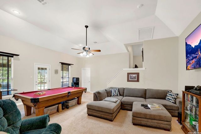 473 County Road 375, San Antonio, TX 78253