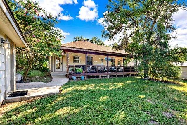 473 County Road 375, San Antonio, TX 78253