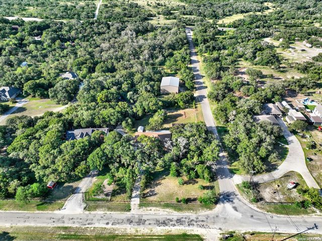 473 County Road 375, San Antonio, TX 78253