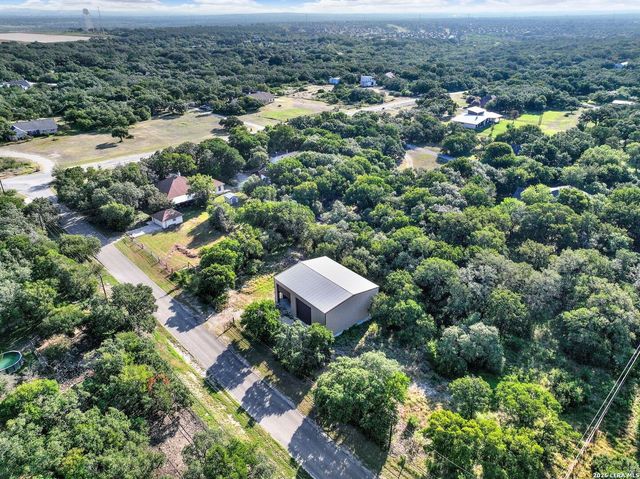 473 County Road 375, San Antonio, TX 78253