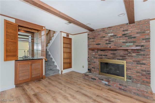 950 Colony Drive, Highland Heights, OH 44143