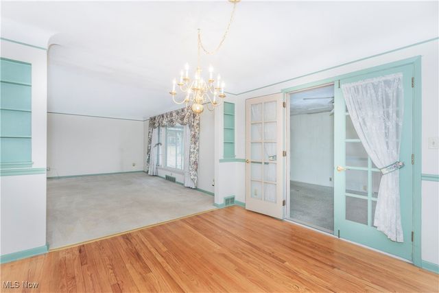 950 Colony Drive, Highland Heights, OH 44143