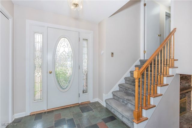 950 Colony Drive, Highland Heights, OH 44143