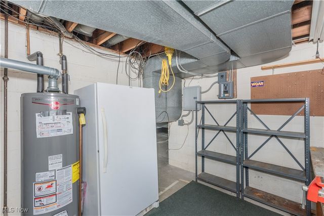 950 Colony Drive, Highland Heights, OH 44143