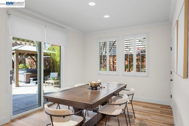 2410 Robinson Cir, Livermore, CA 94550