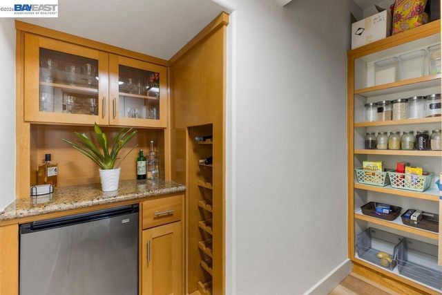 2410 Robinson Cir, Livermore, CA 94550