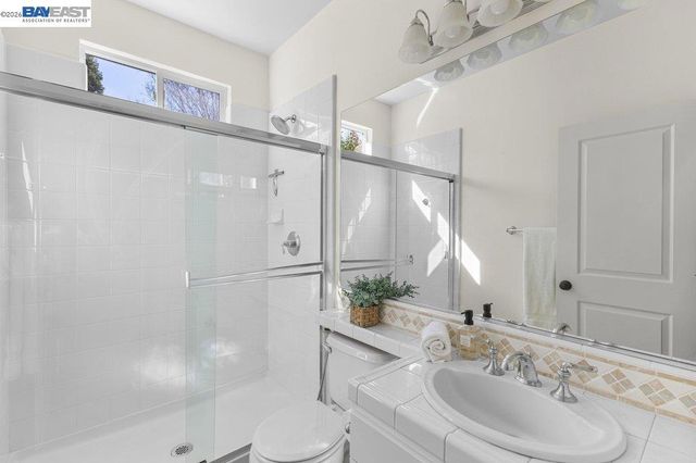 2410 Robinson Cir, Livermore, CA 94550