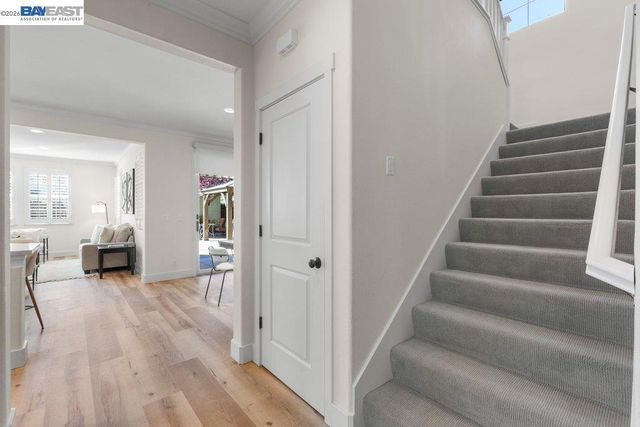 2410 Robinson Cir, Livermore, CA 94550