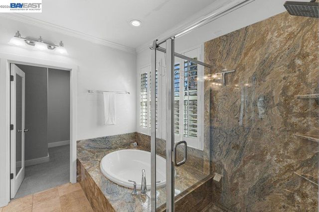 2410 Robinson Cir, Livermore, CA 94550