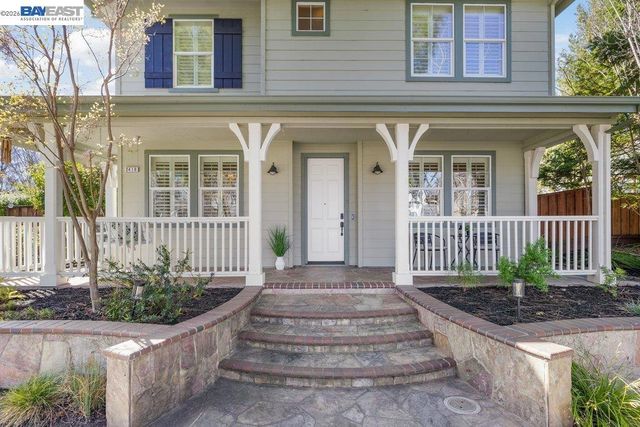 2410 Robinson Cir, Livermore, CA 94550