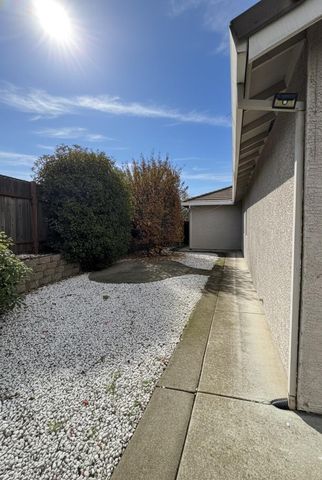 1550 Swallowview Dr, Lincoln, CA 95648