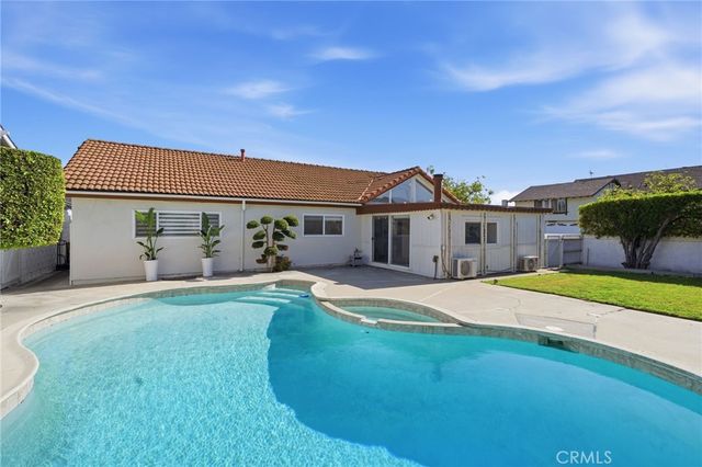 4261 LIVERMORE Place, Cypress, CA 90630