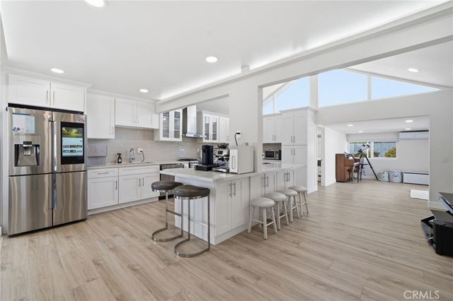 4261 LIVERMORE Place, Cypress, CA 90630