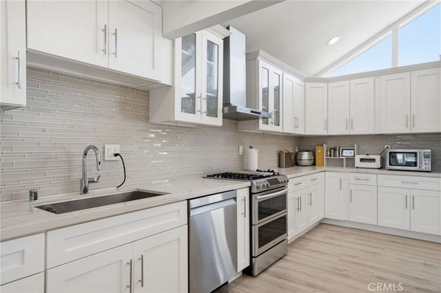 4261 LIVERMORE Place, Cypress, CA 90630