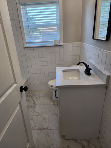 2604 Douglas, Bossier City, LA 71111