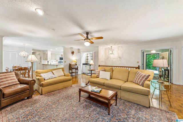 205 HILLSIDE DRIVE, Sylacauga, AL 35150