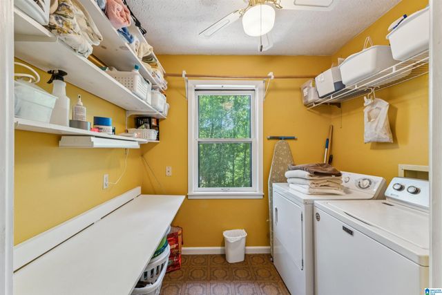 205 HILLSIDE DRIVE, Sylacauga, AL 35150