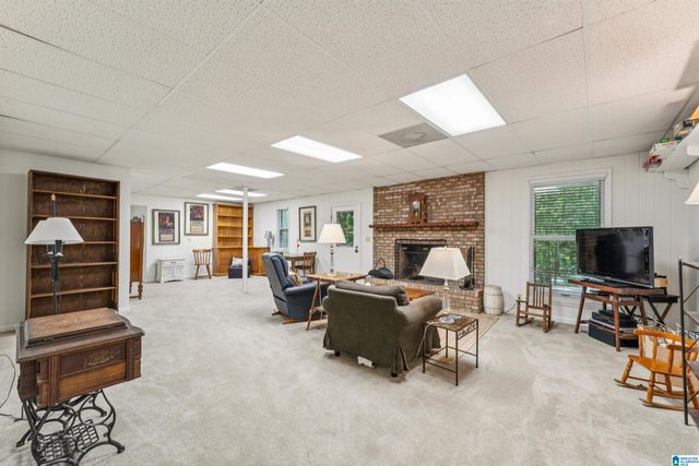 205 HILLSIDE DRIVE, Sylacauga, AL 35150