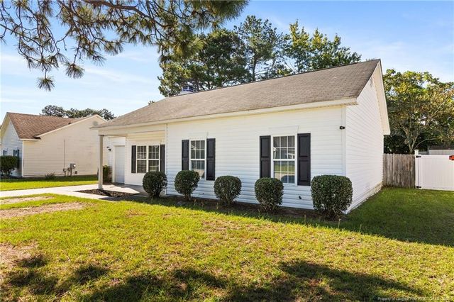 3823 Goforth Drive, Hope Mills, NC 28348