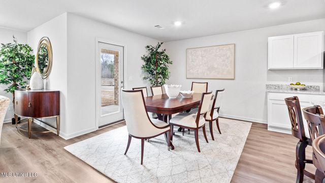 801 Fairway Avenue, Byram, MS 39272