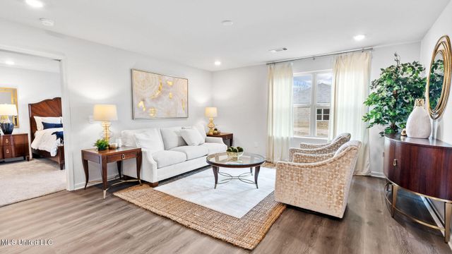 801 Fairway Avenue, Byram, MS 39272